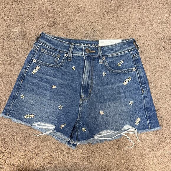 NWT American Eagle Denim Mom Shorts W 00 High Rise Flower Embroidered Spring - Picture 1 of 10